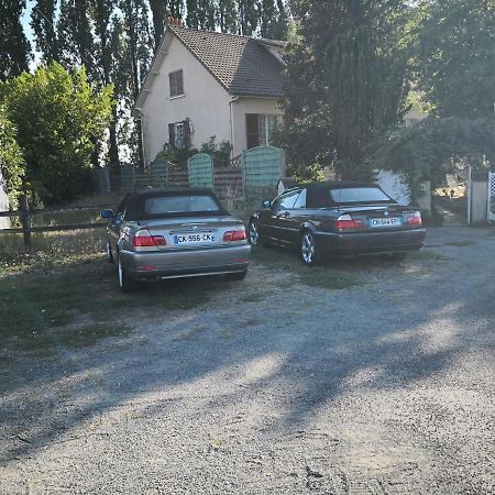 Bed and Breakfast Au Jardin Fleuri Secondigny Exterior foto