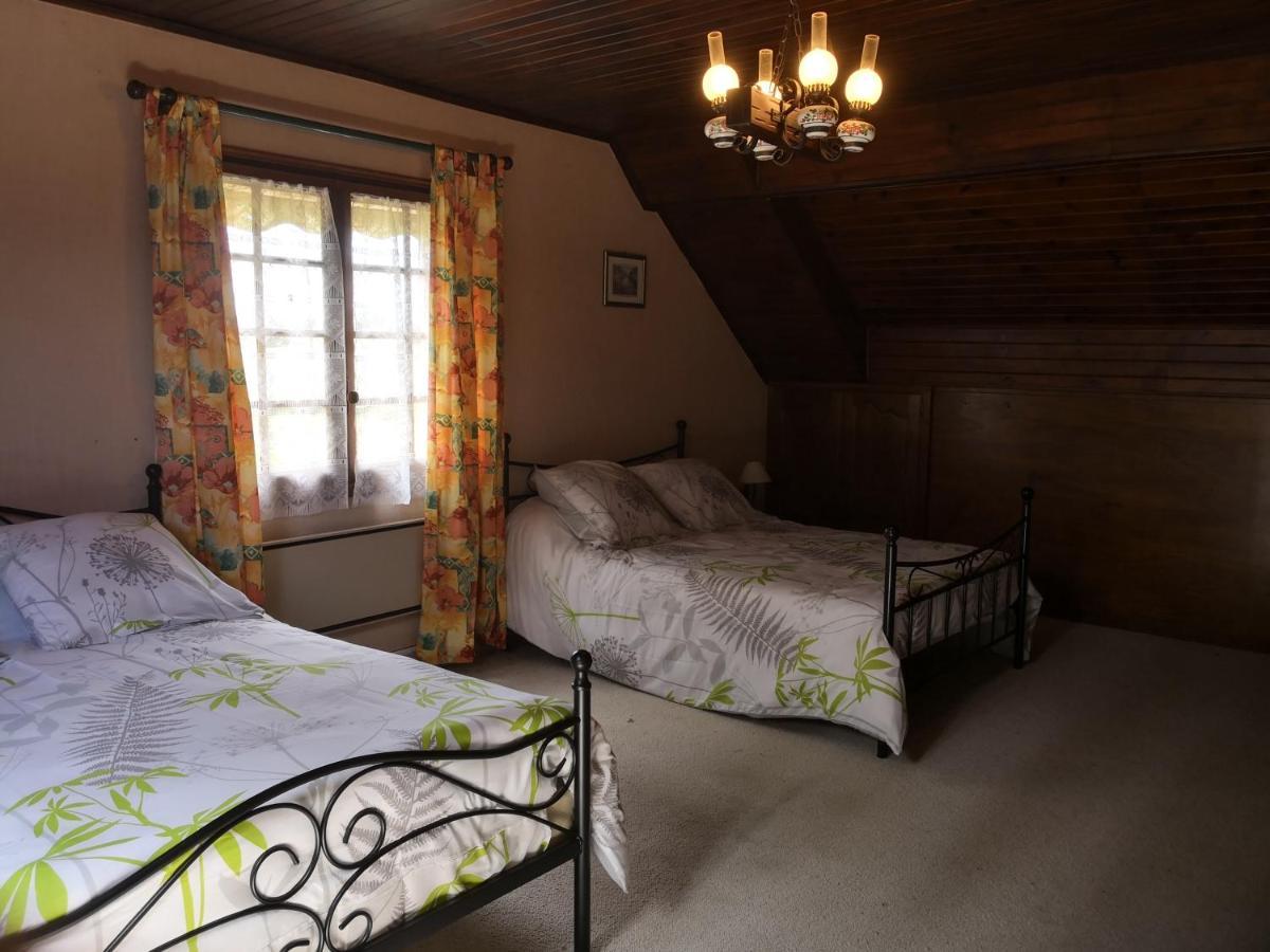 Bed and Breakfast Au Jardin Fleuri Secondigny Exterior foto